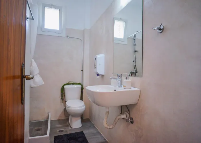 - Renovated 2*