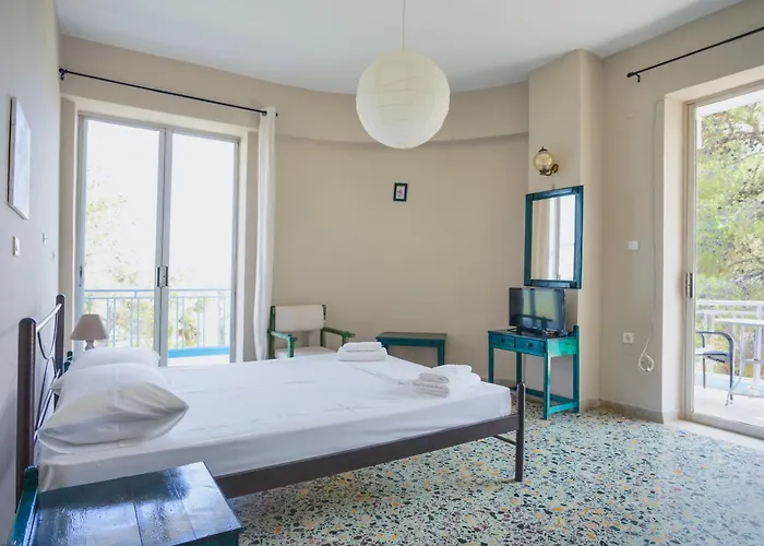 - Renovated فندق Kórfos