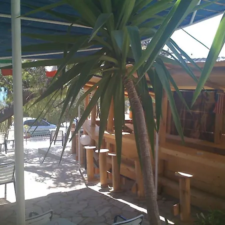 Hotel Korfos - Ξενοδοχείο Κόρφος Renovated Hotel 2*