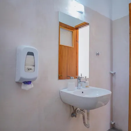 Hotel Korfos - Ξενοδοχείο Κόρφος Renovated Hotel Korfos