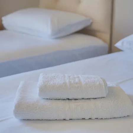 Hotel Korfos - Ξενοδοχείο Κόρφος Renovated 2*