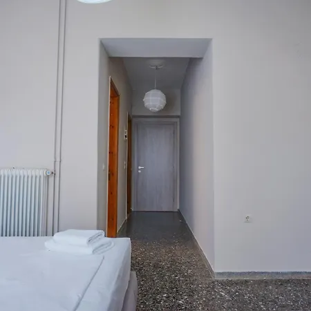 - Renovated 2* Kórfos