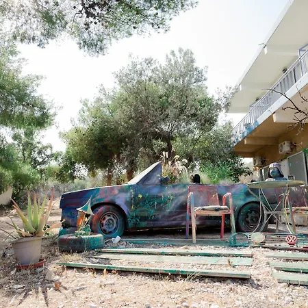 - κόρφος Renovated 2*