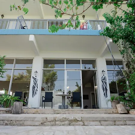 Hotel Korfos - Ξενοδοχείο Κόρφος Renovated Hotel 2*