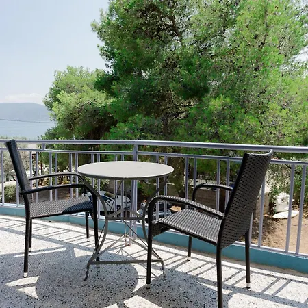 Hotel Korfos - Ξενοδοχείο Κόρφος Renovated Hotel