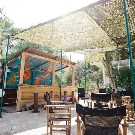 Hotel Korfos - Ξενοδοχείο Κόρφος Renovated Hotel Korfos
