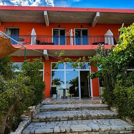 Hotel Korfos - Ξενοδοχείο Κόρφος Renovated Hotel 2*