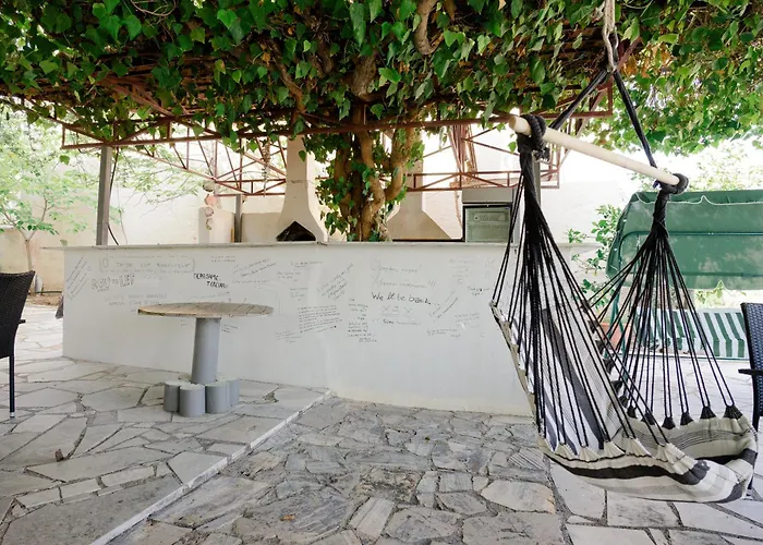 - Renovated 2* Kórfos