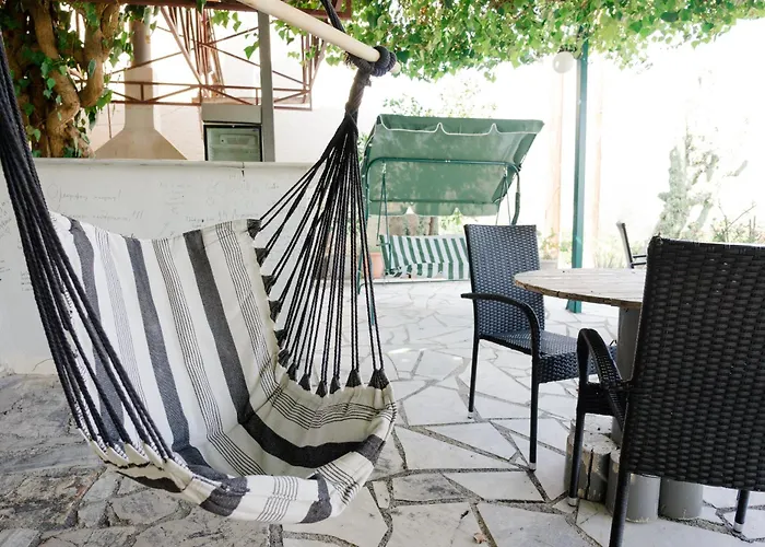 - Renovated Hotel Kórfos