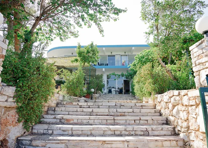 Hotel - Renovated